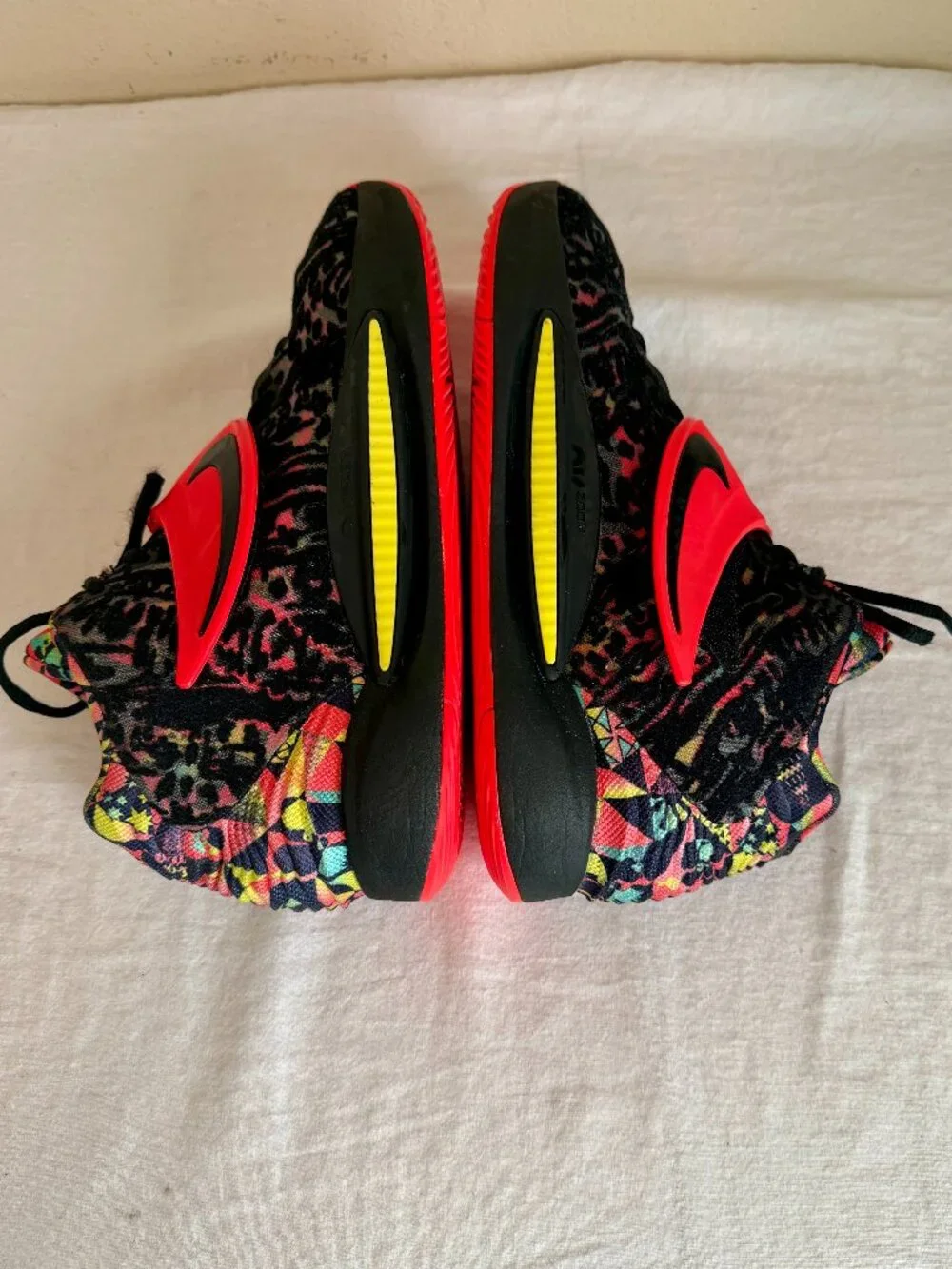Nike KD 14 Black Bright Crimson KY-D Dream Mid Sneaker CW3935-002 Mens Sz 11.5